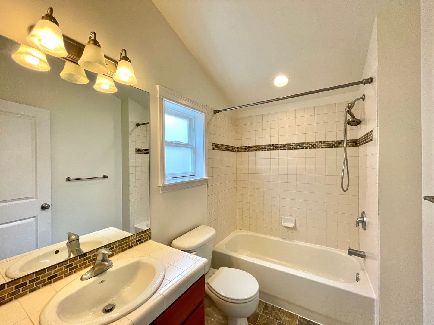 Seattle Townhome: 1413 NW 61st St Unit #B