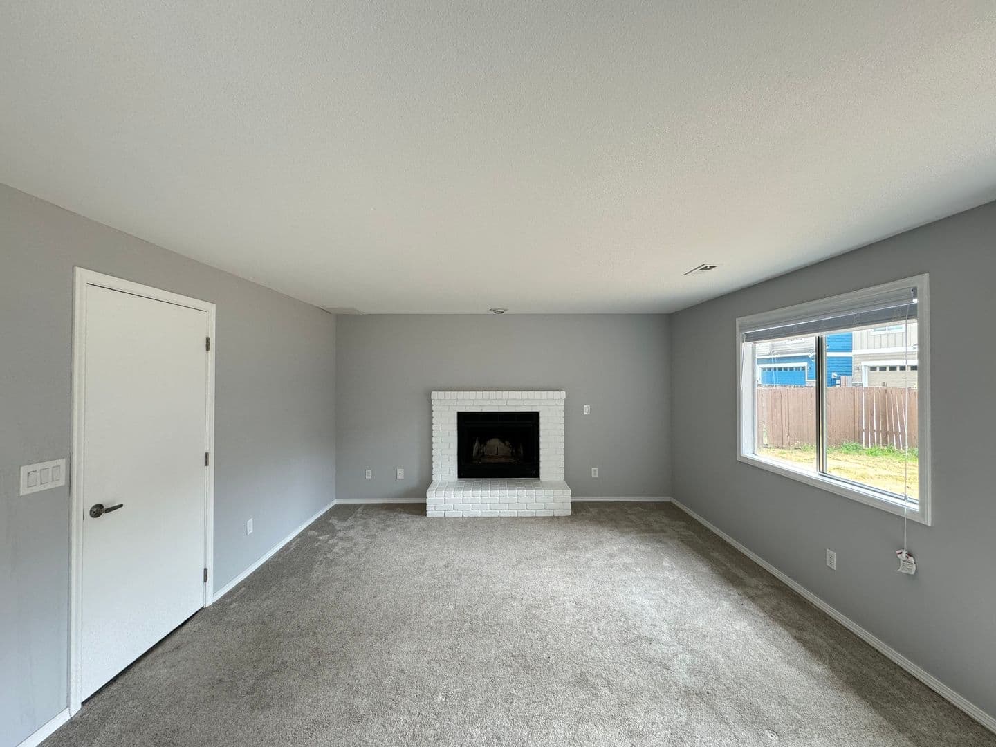 Lynnwood House: 16023 2nd Pl W