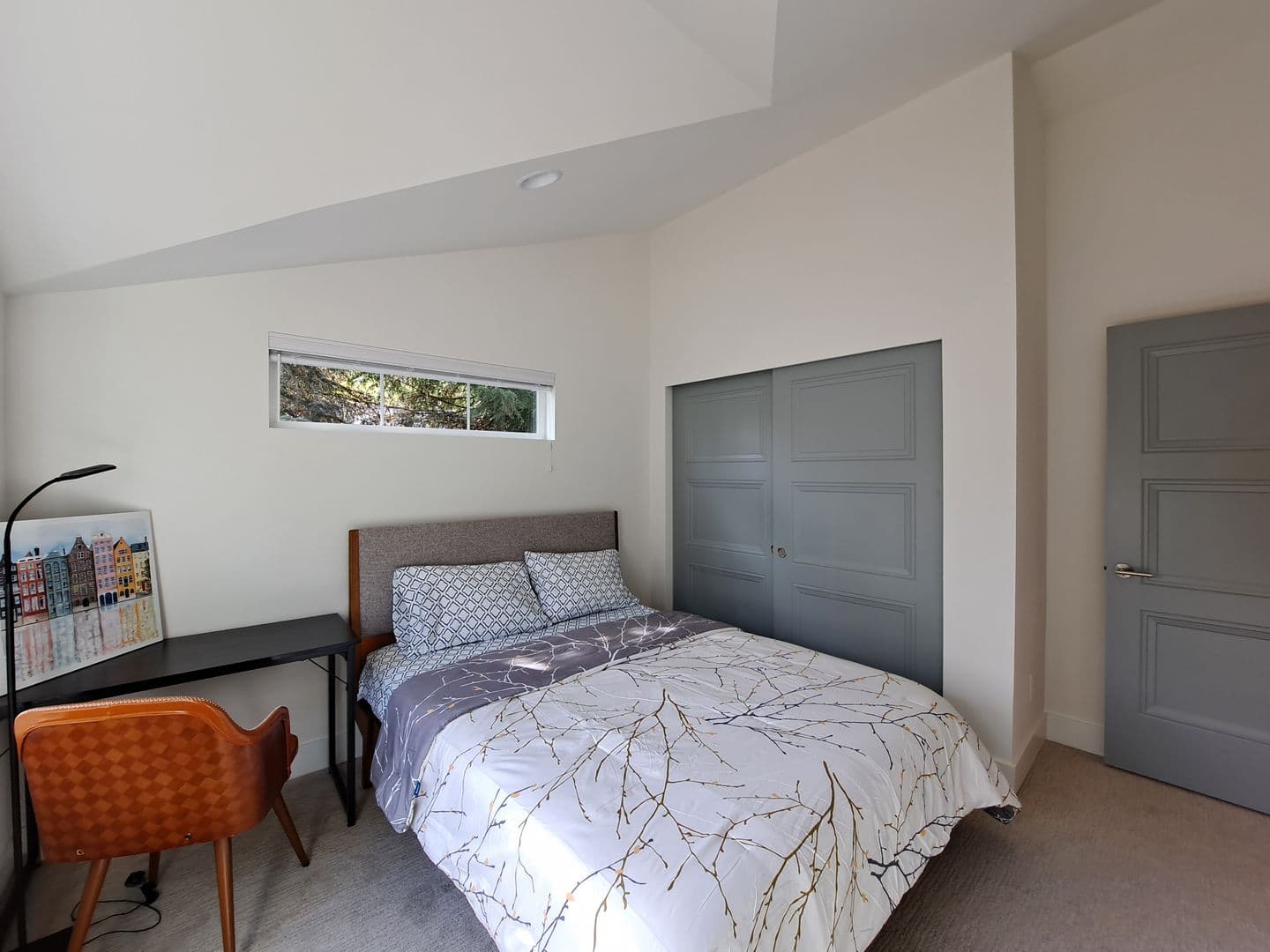 Kirkland House: 11505 112th Ct  Northeast