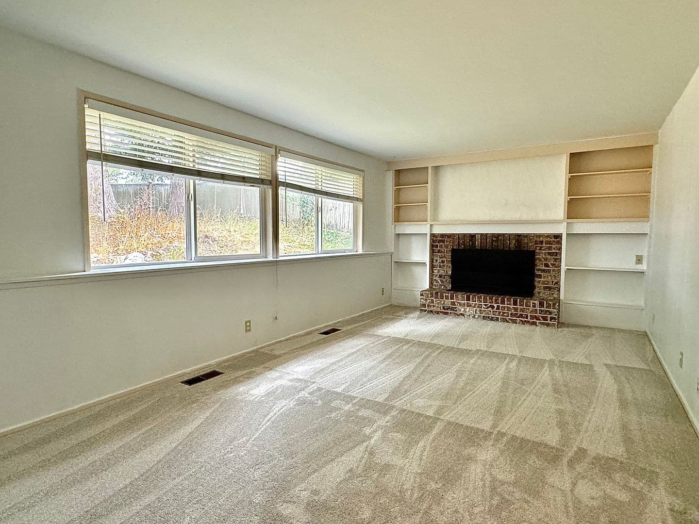Bellevue House: 14912 SE 46th Pl