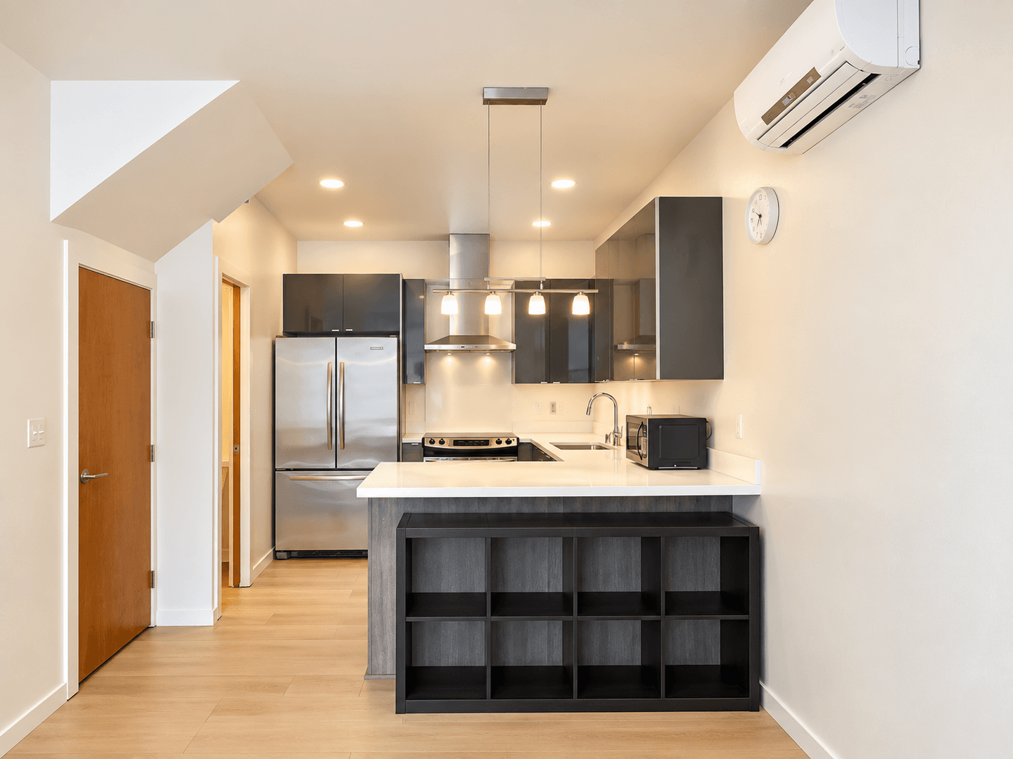 Seattle House: 2516 S Dearborn St