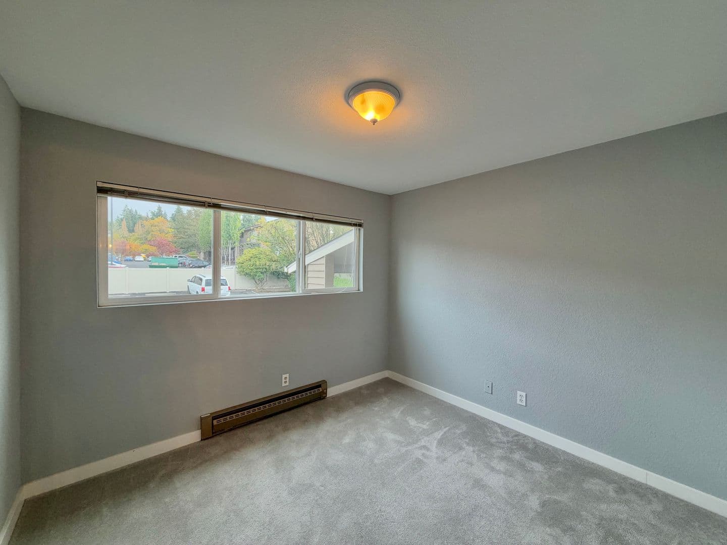 Kirkland Apartment: 725 9th Ave S, Unit 202,
