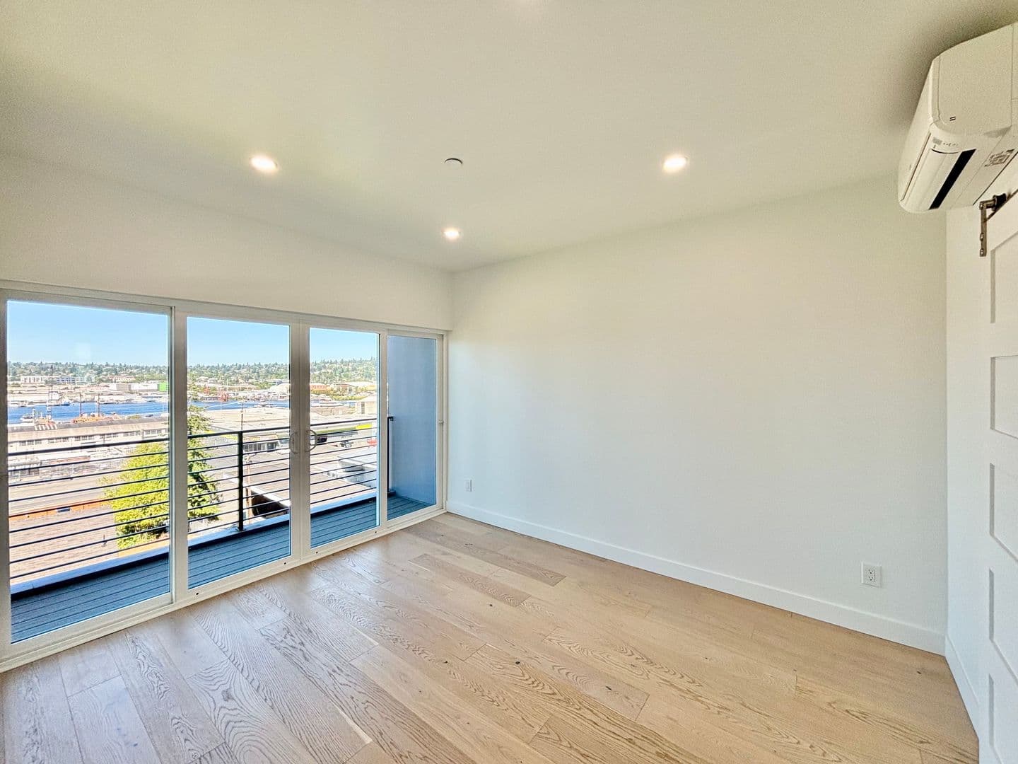 Seattle Townhome: 3816 A 13th Ave W