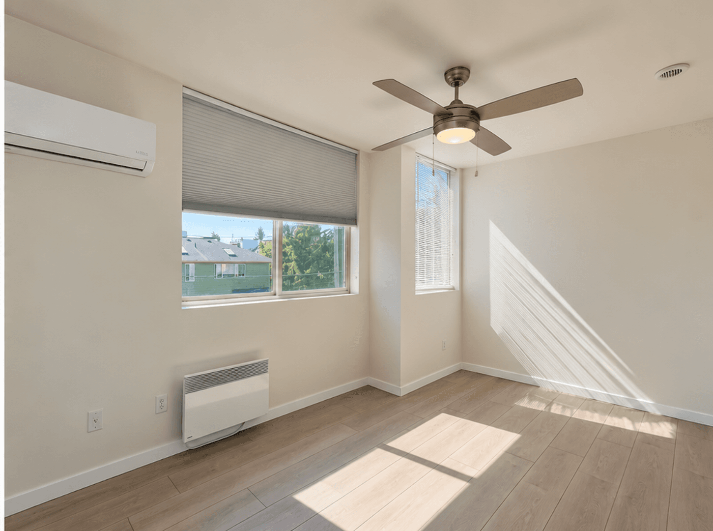 Seattle House: 2516 S Dearborn St