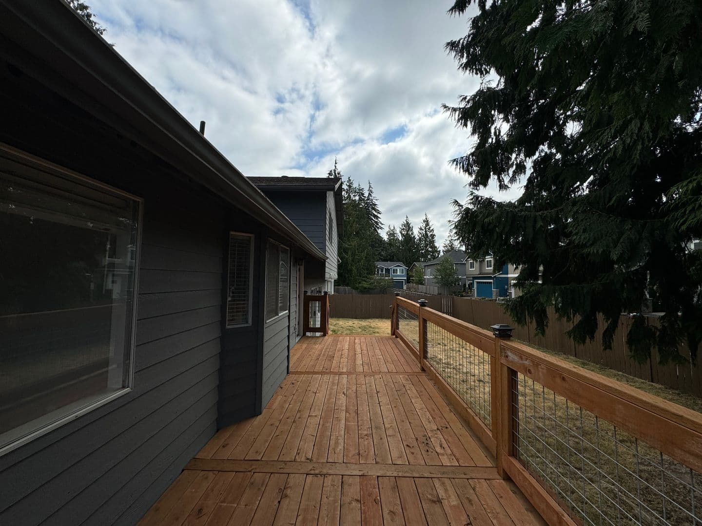 Lynnwood House: 16023 2nd Pl W