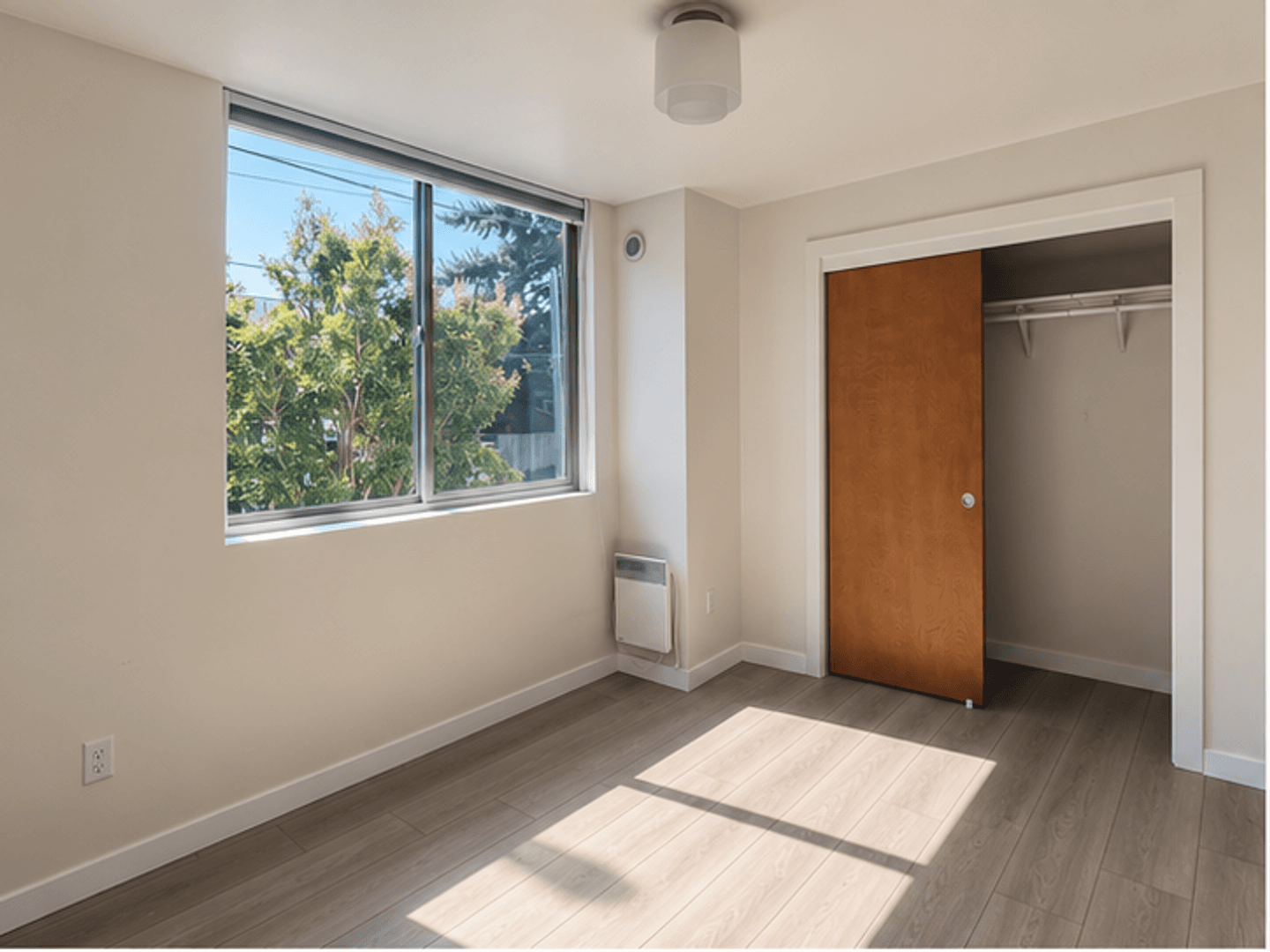 Seattle House: 2516 S Dearborn St