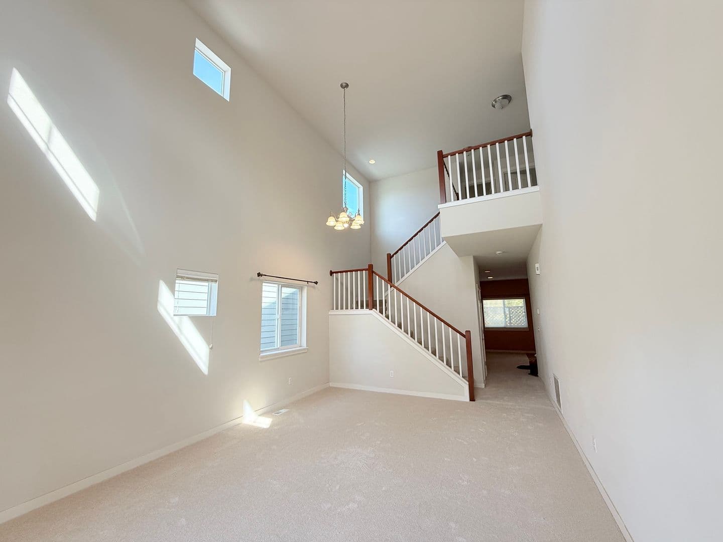 Bothell House: 4107 240th PL SE