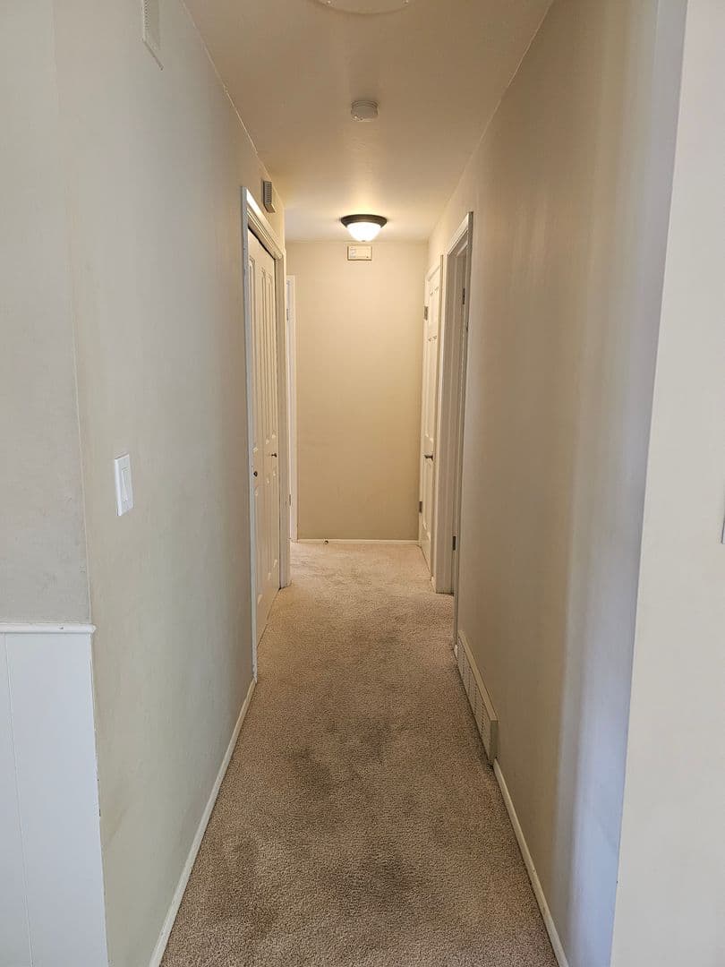 Bellevue House: 1609 121st Ave SE