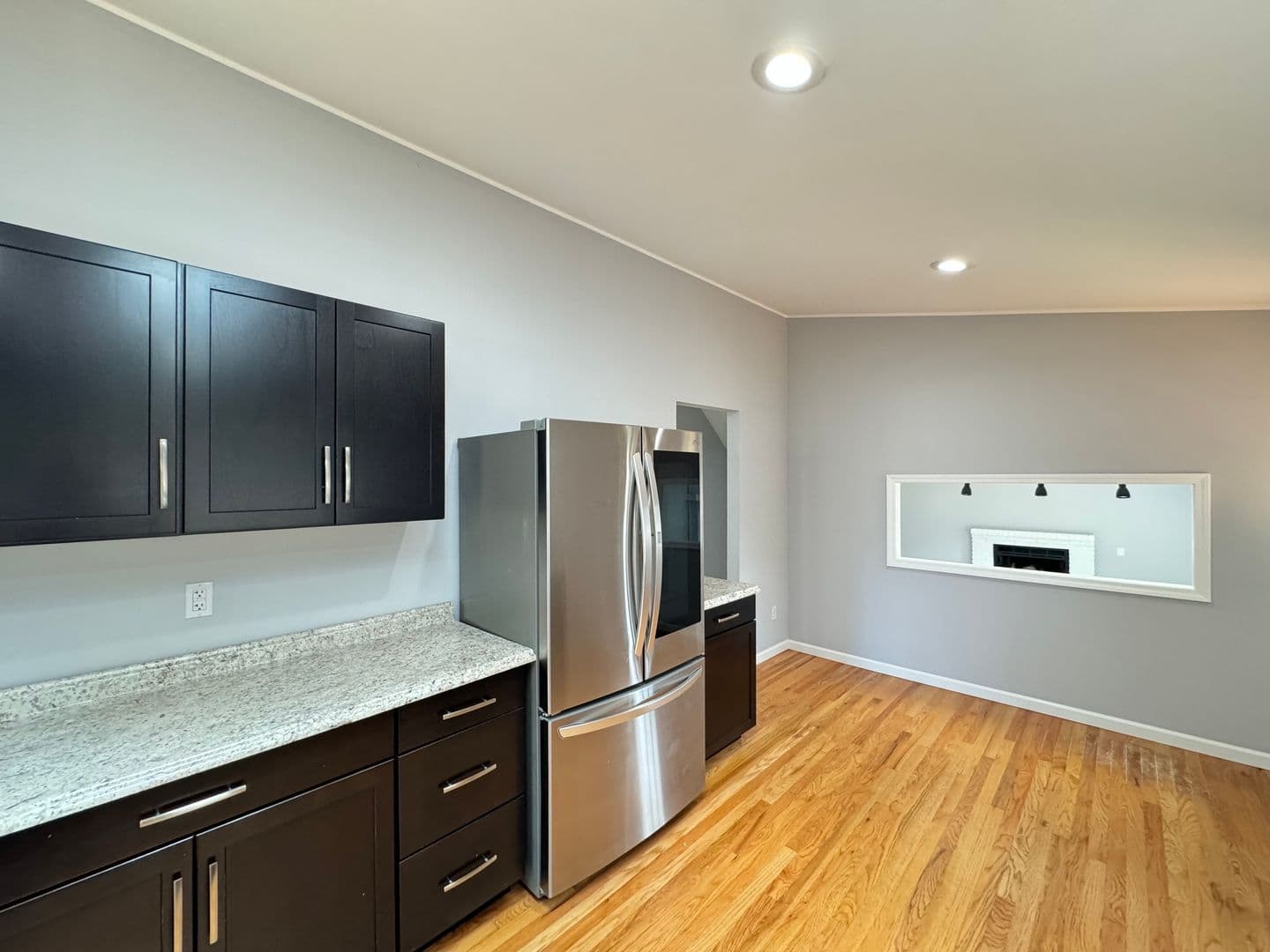 Lynnwood House: 16023 2nd Pl W