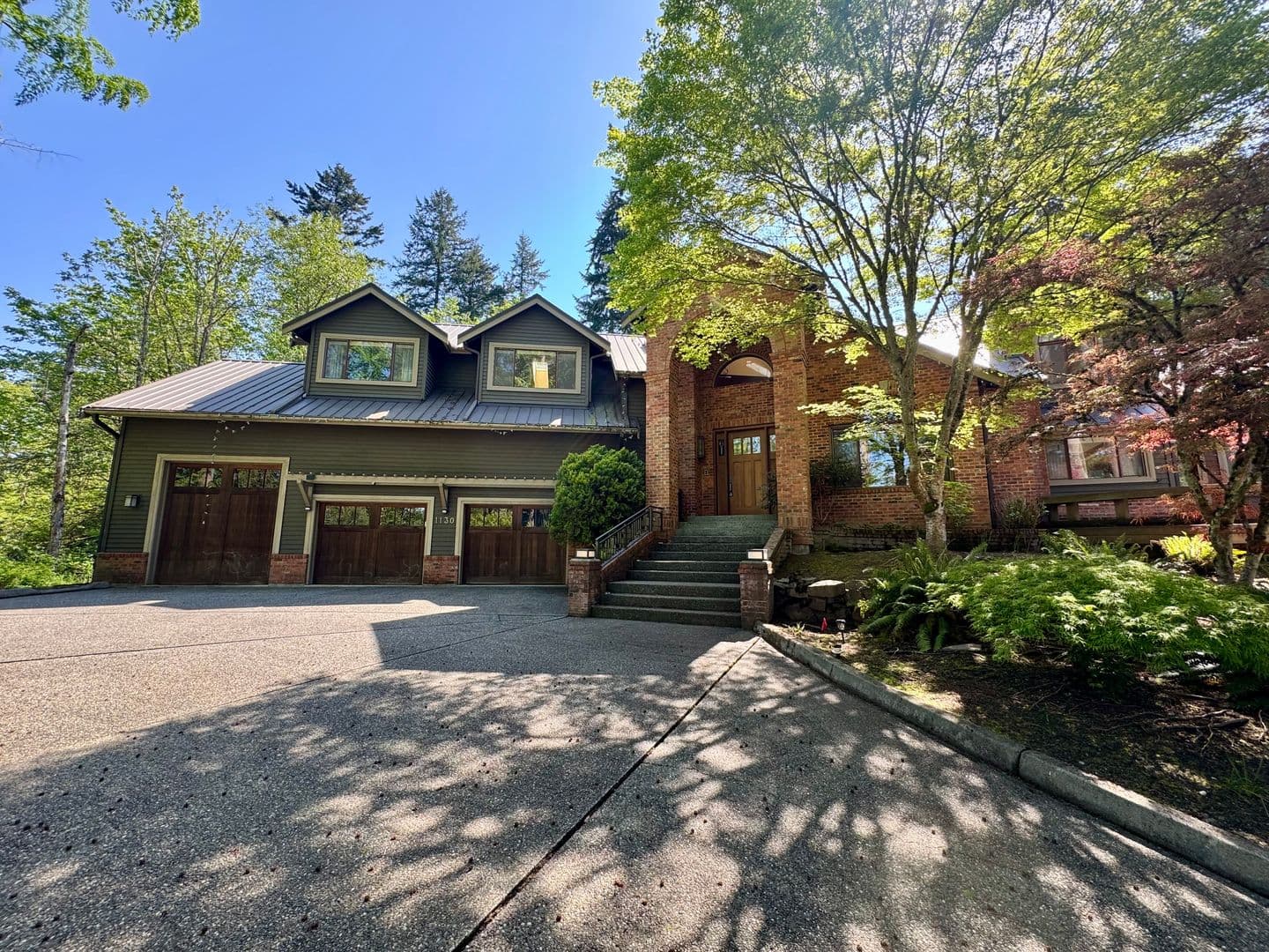Sammamish House: 1130 Lancaster WAY SE