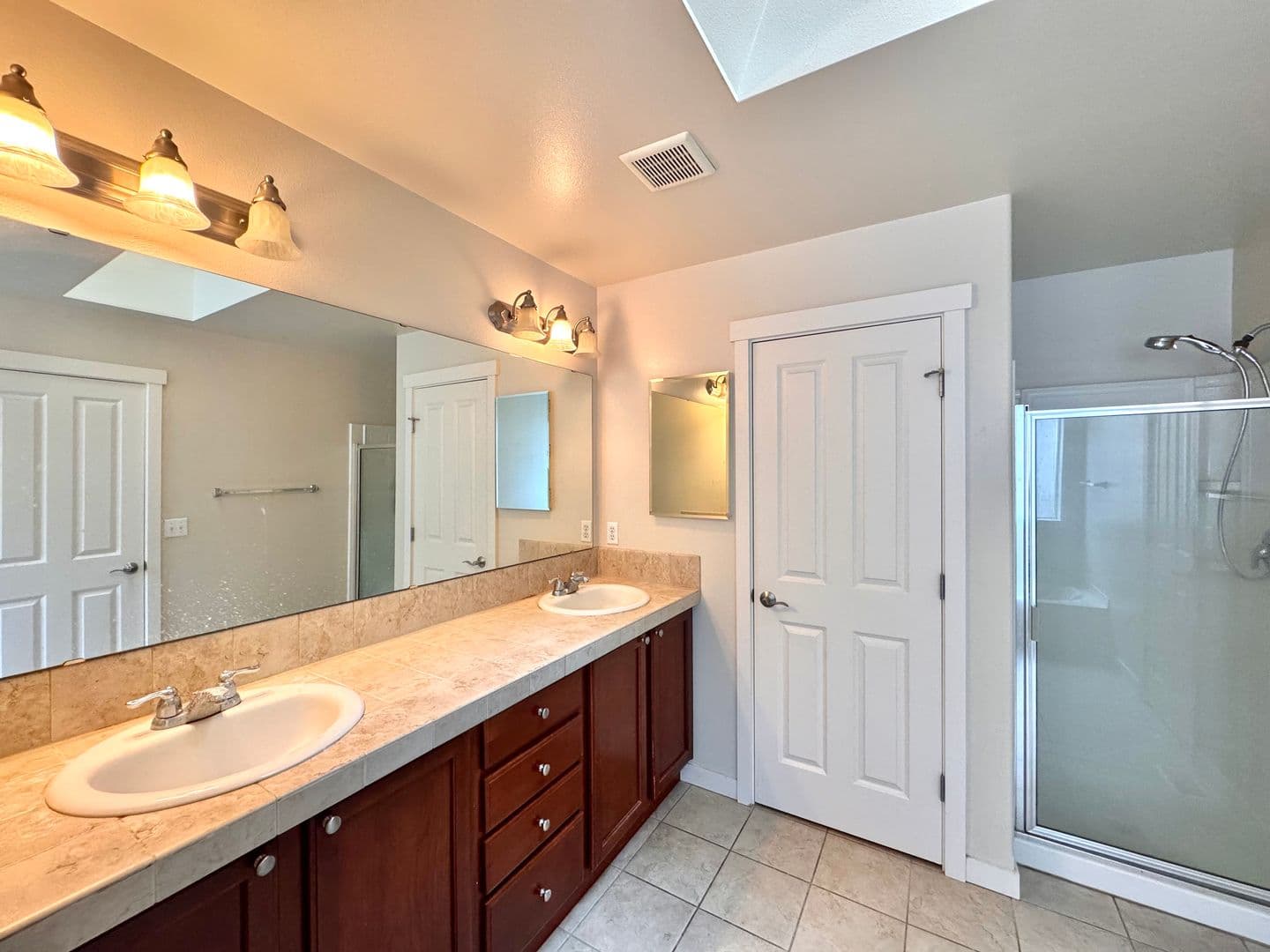 Bothell House: 4107 240th PL SE
