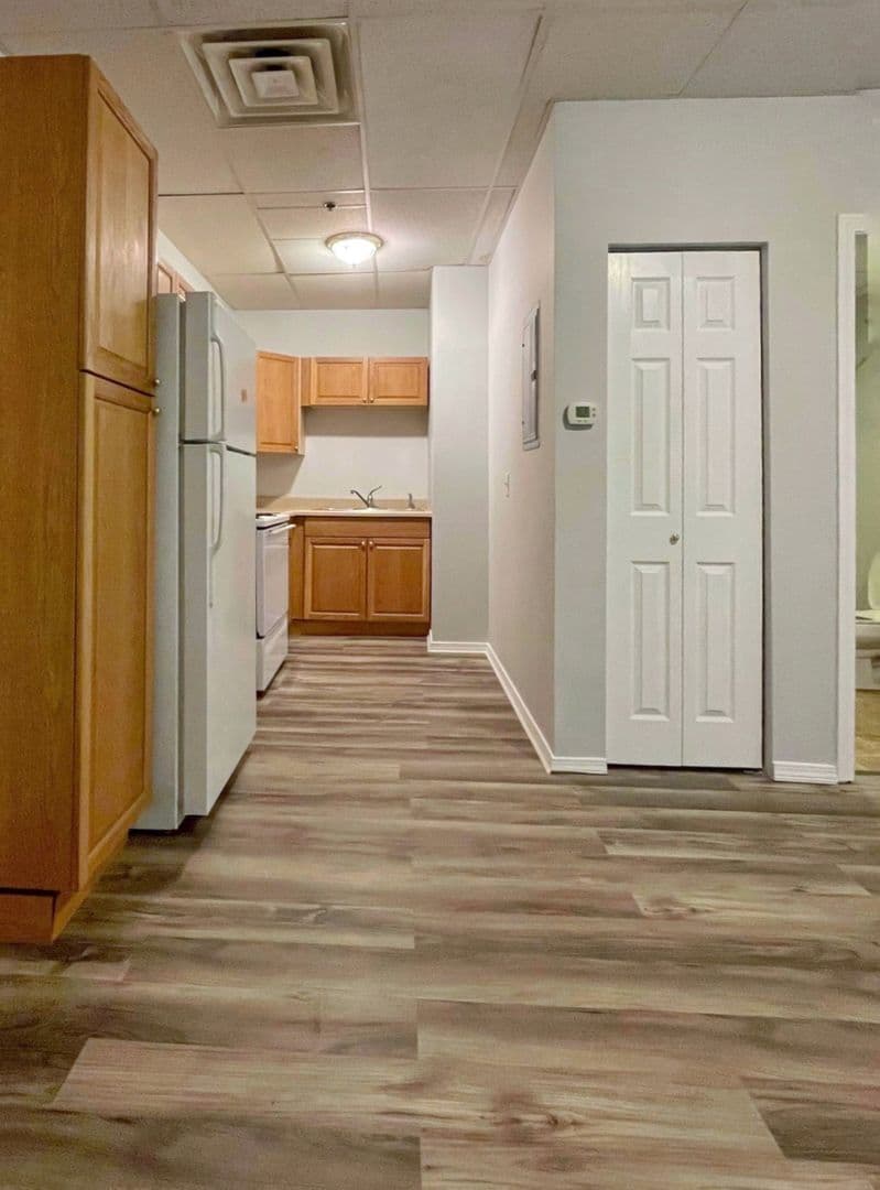 Indian Orchard Apartment: 282-286 Main St