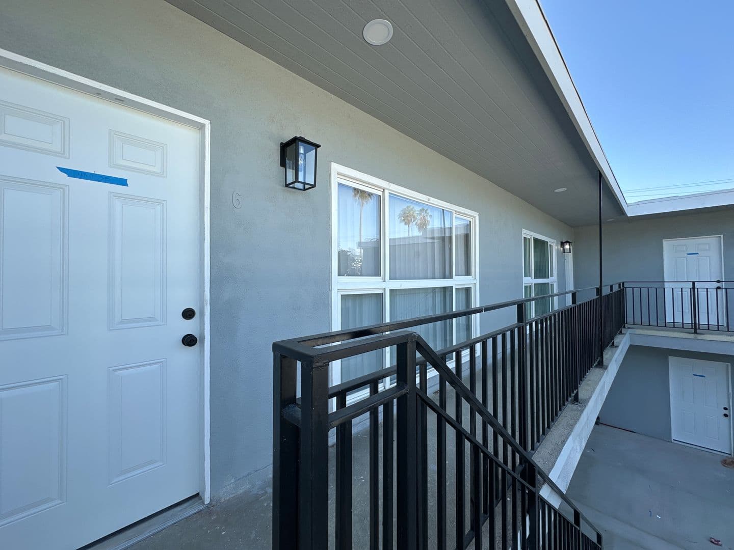 Garden Grove Apartment: 10392 Lampson Ave