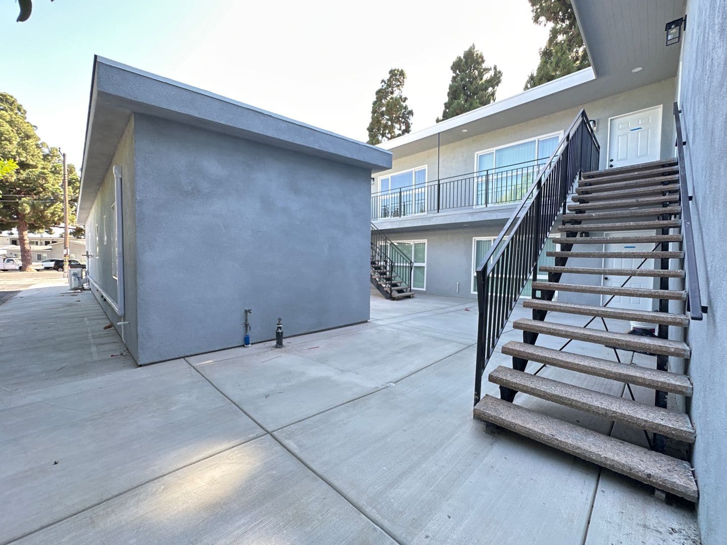 Garden Grove Apartment: 10392 Lampson Ave