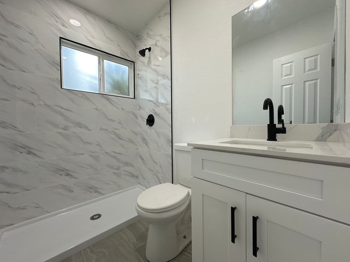 Garden Grove Apartment: 10392 Lampson Ave
