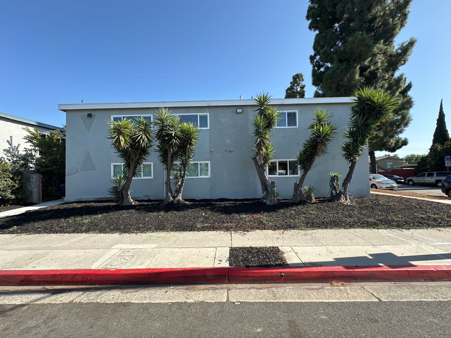 Garden Grove Apartment: 10392 Lampson Ave