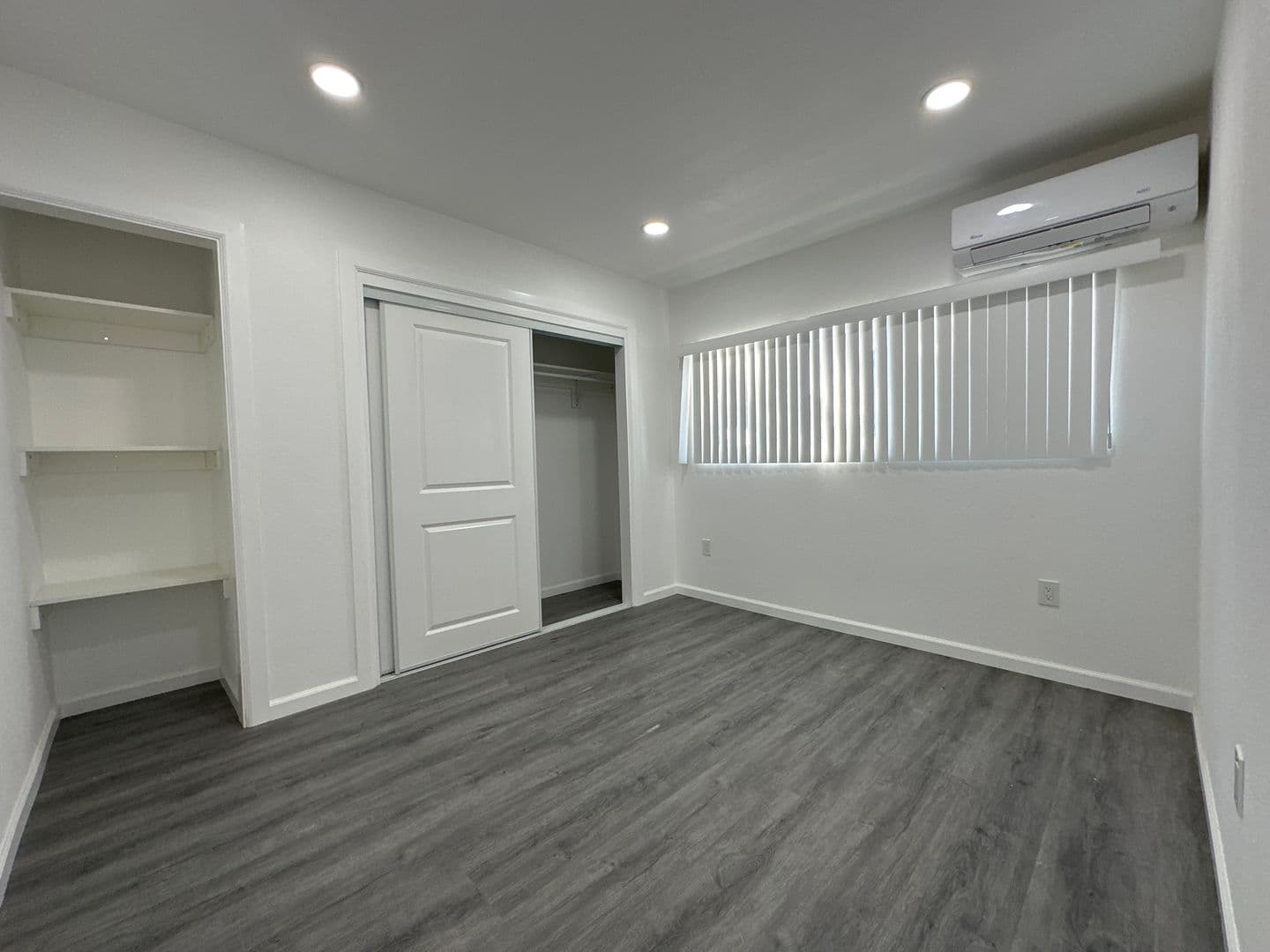 Garden Grove Apartment: 10392 Lampson Ave