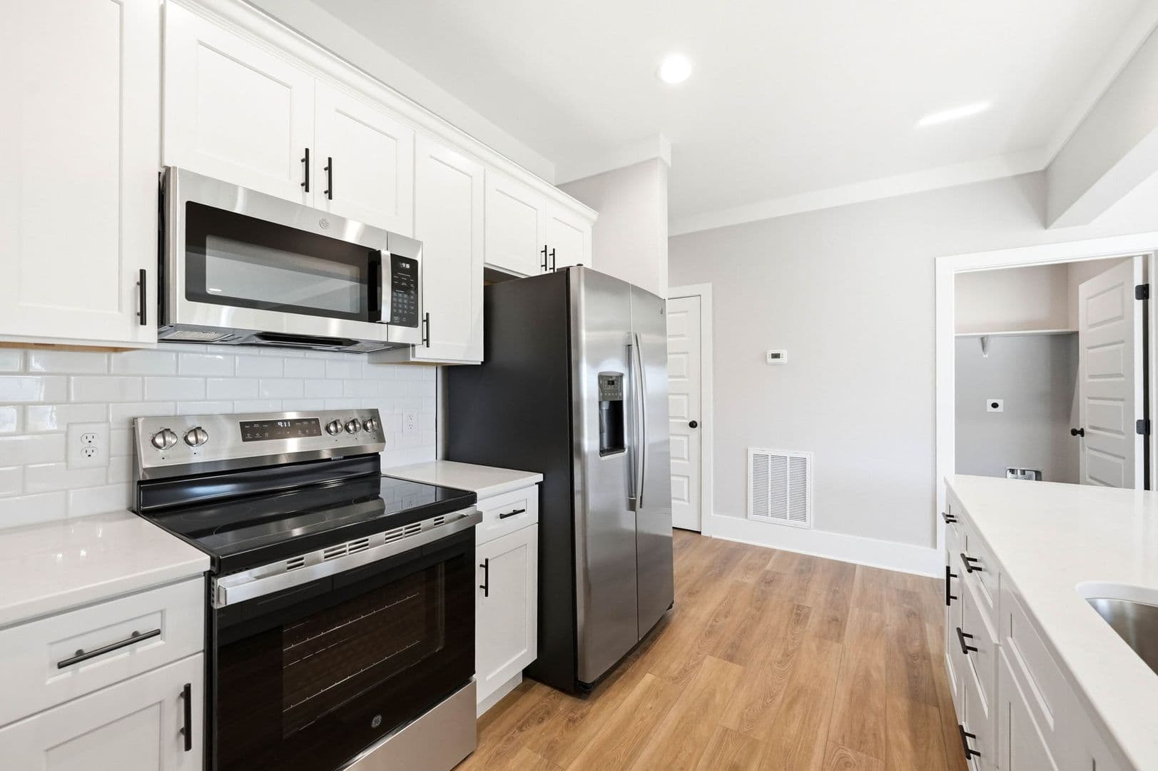 Jonesborough Townhome: 146 Longhunter Ln