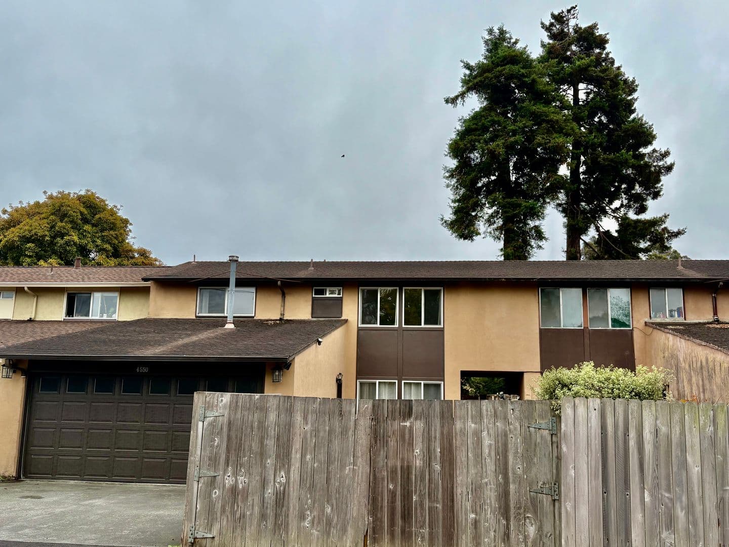 Arcata Townhome: 4560 Valley East Blvd.