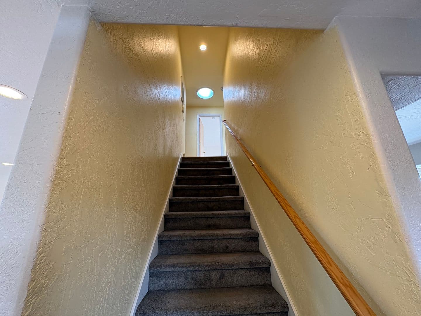 Arcata House: 2986 Janes Creek Dr.