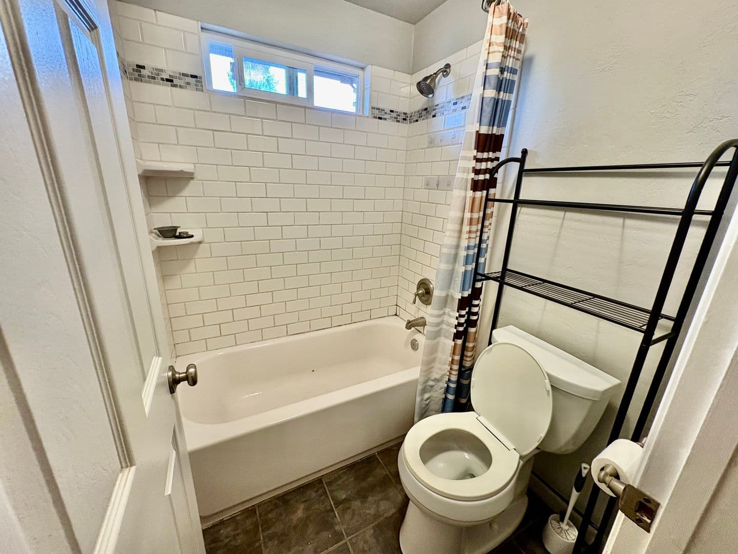 Arcata Townhome: 4560 Valley East Blvd.