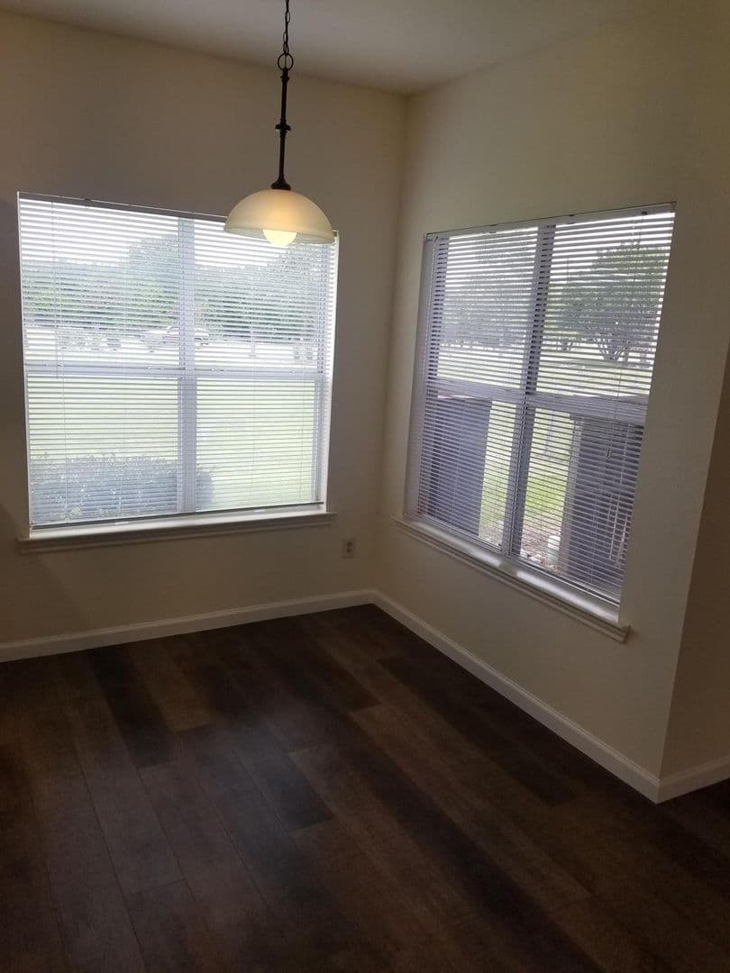 Georgetown Townhome: 200 Riverbend Drive