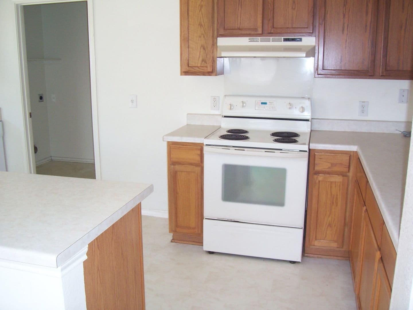 Leander House: 313 Edgewood Cove