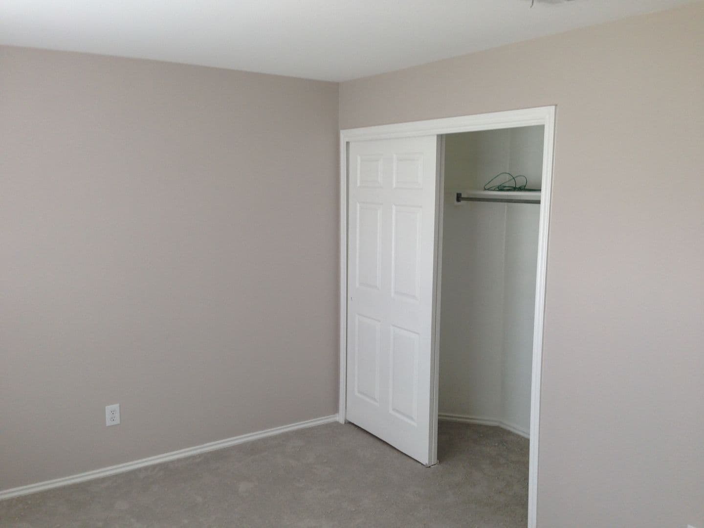 Leander House: 313 Edgewood Cove