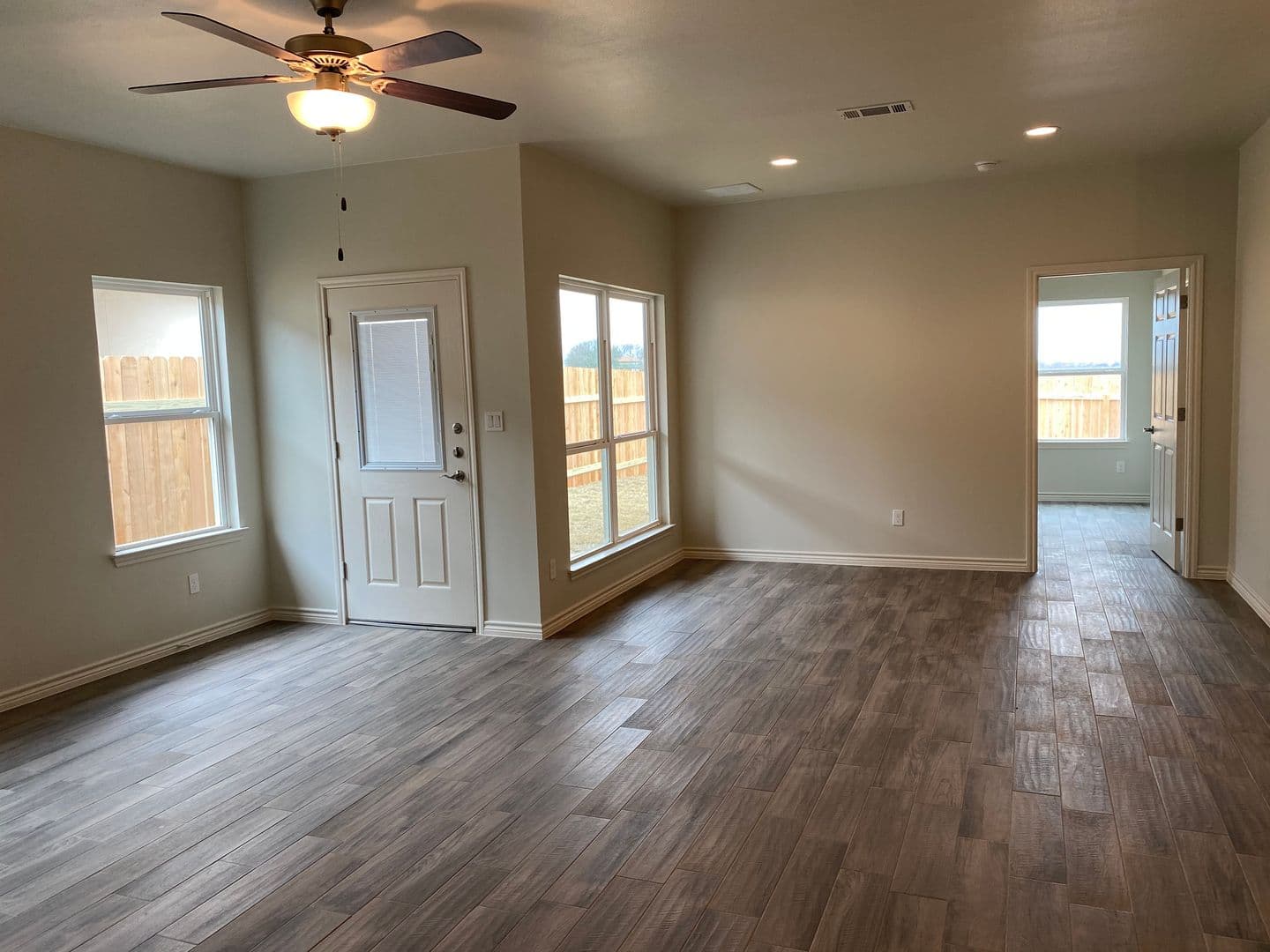Jarrell House: 525 County Road 306