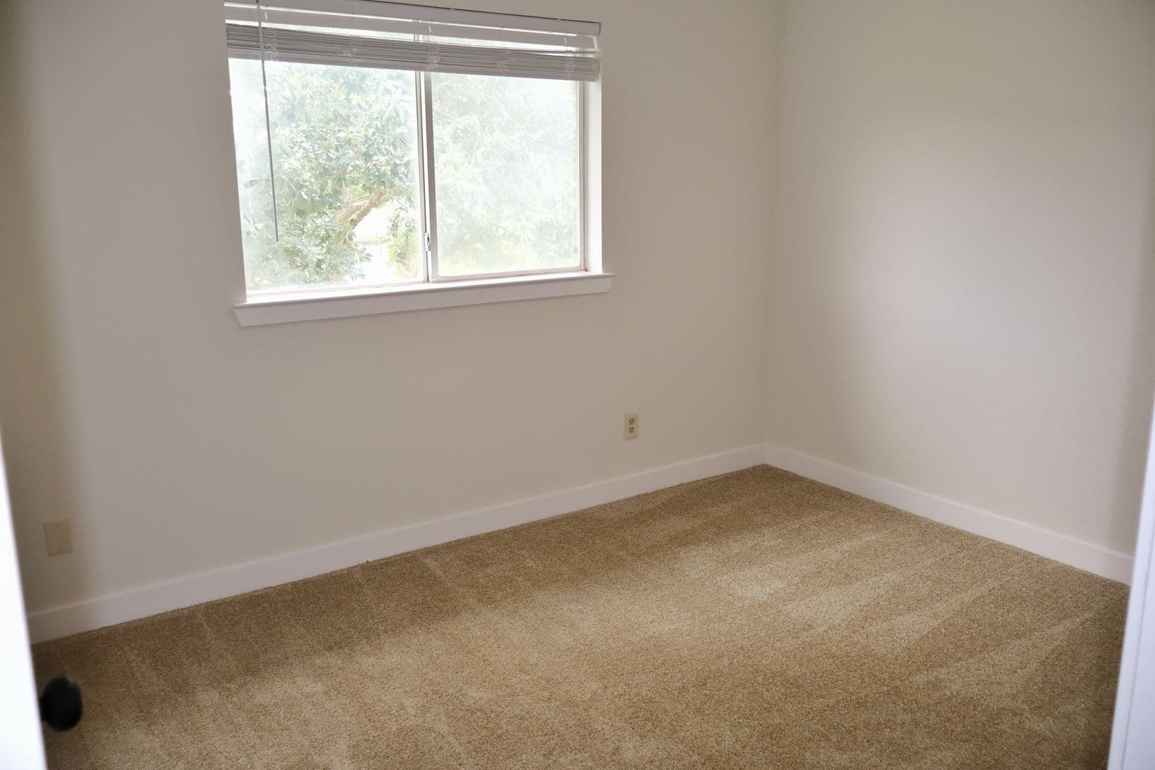 Georgetown Townhome: 200 Riverbend Drive