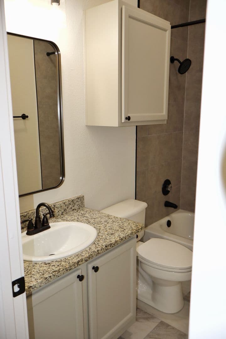 Georgetown Townhome: 200 Riverbend Drive