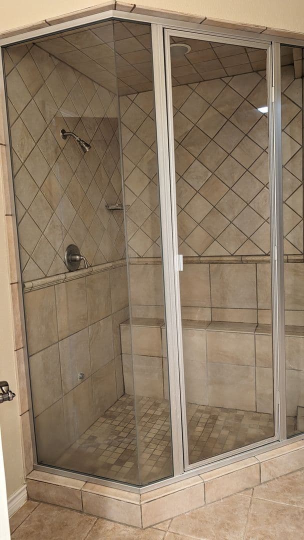 Georgetown Condo: 300 San Gabriel Village Blvd