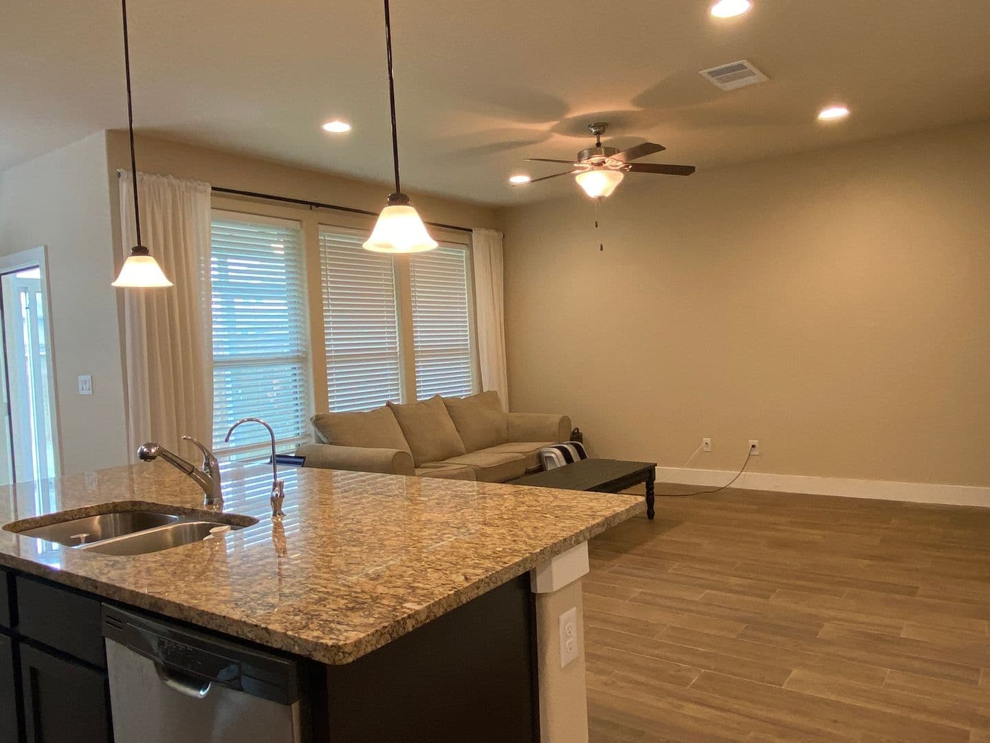 Georgetown Townhome: 351 Madison Oaks Dr
