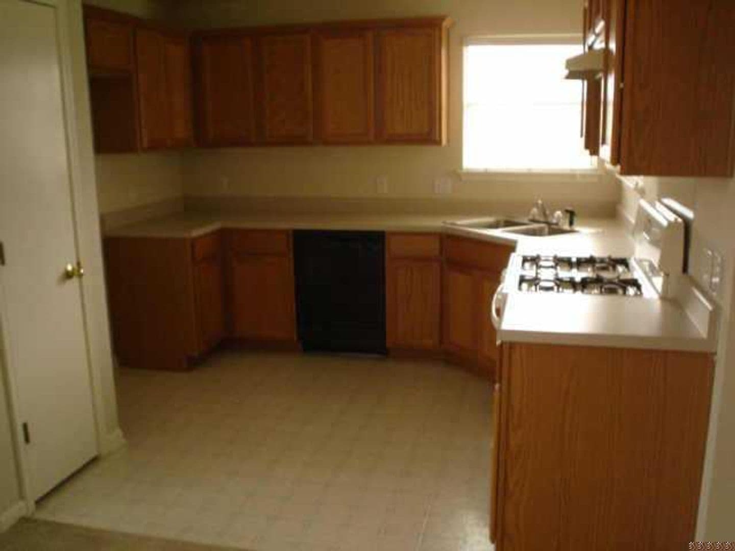 Hutto House: 112 Harvest Ln