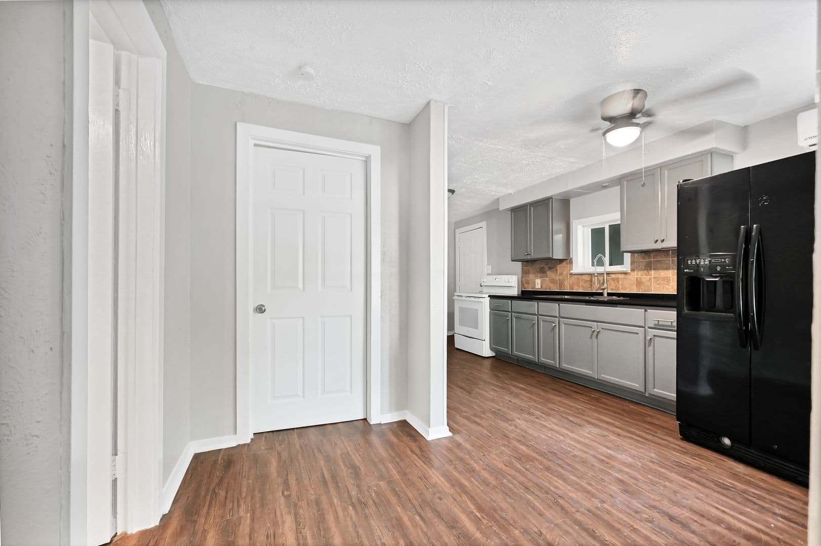 Conroe House: 601 Booker Washington St