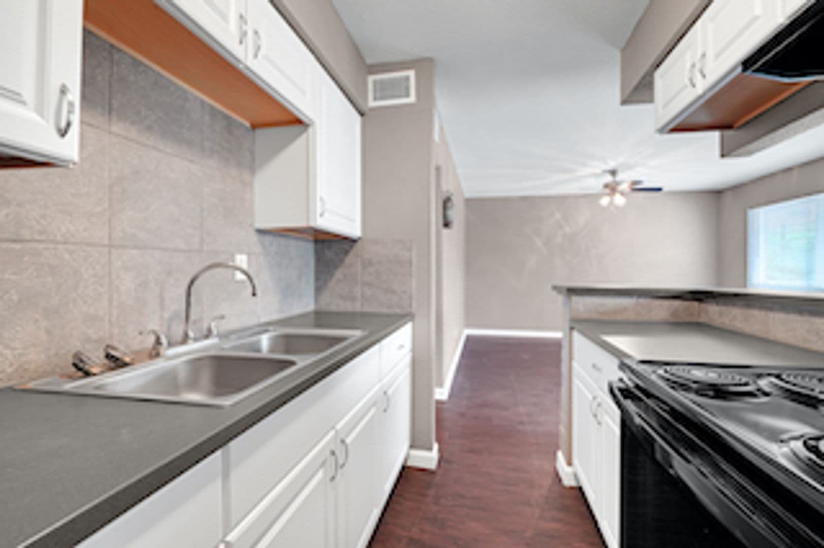 Houston Apartment: 3031 Sumpter St