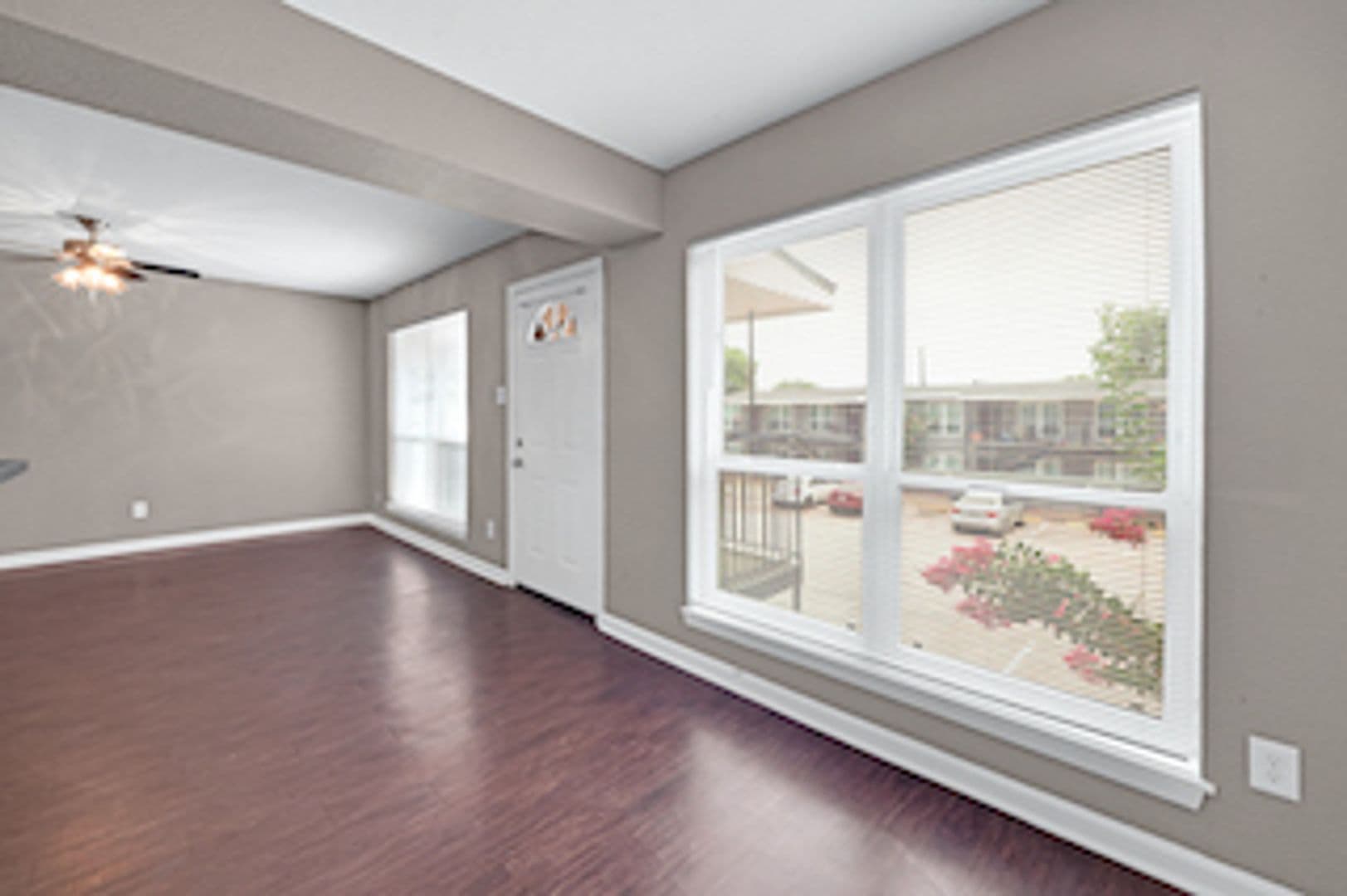 Houston Apartment: 3031 Sumpter St