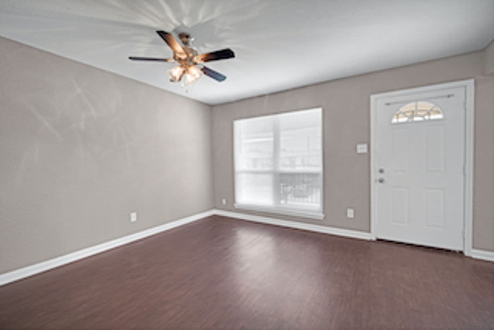 Houston Apartment: 3031 Sumpter St
