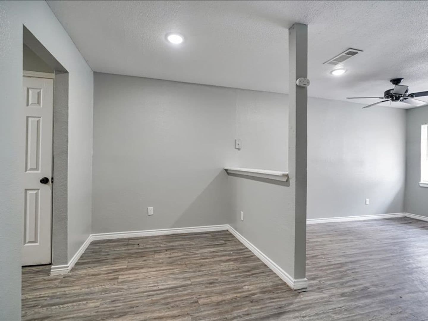 Houston Apartment: 5117 Lavender St