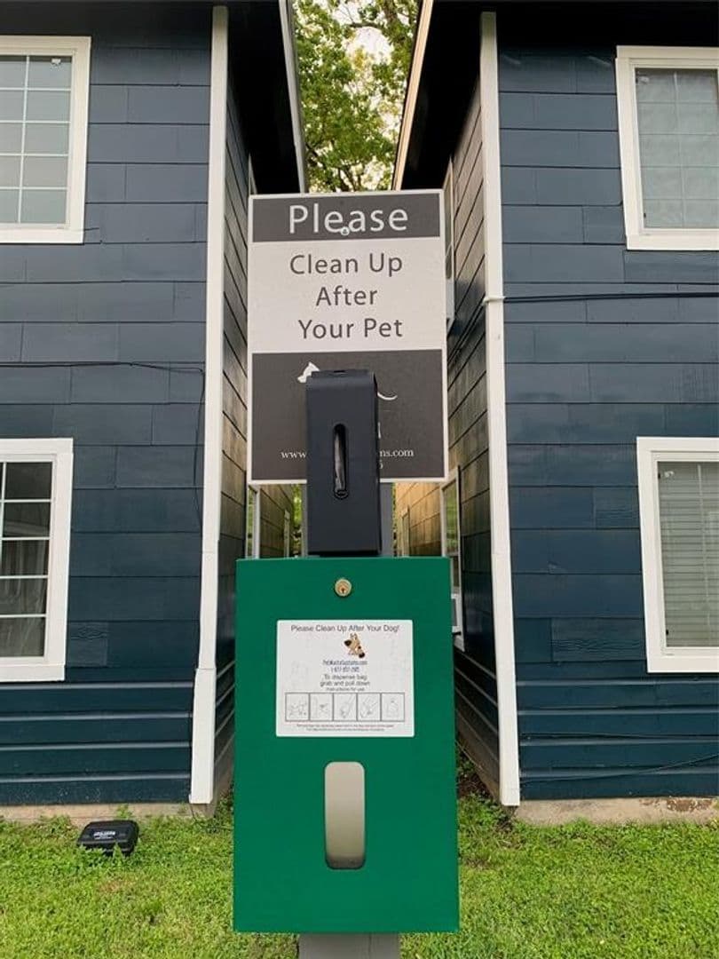 Houston Apartment: 2501 Delano Street