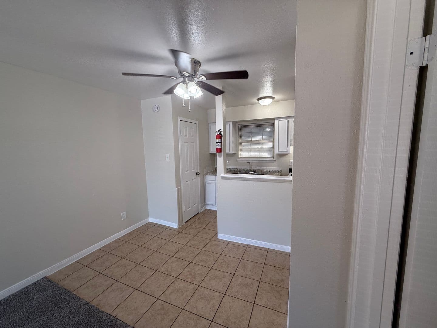 Houston Apartment: 7301 Jensen - 6