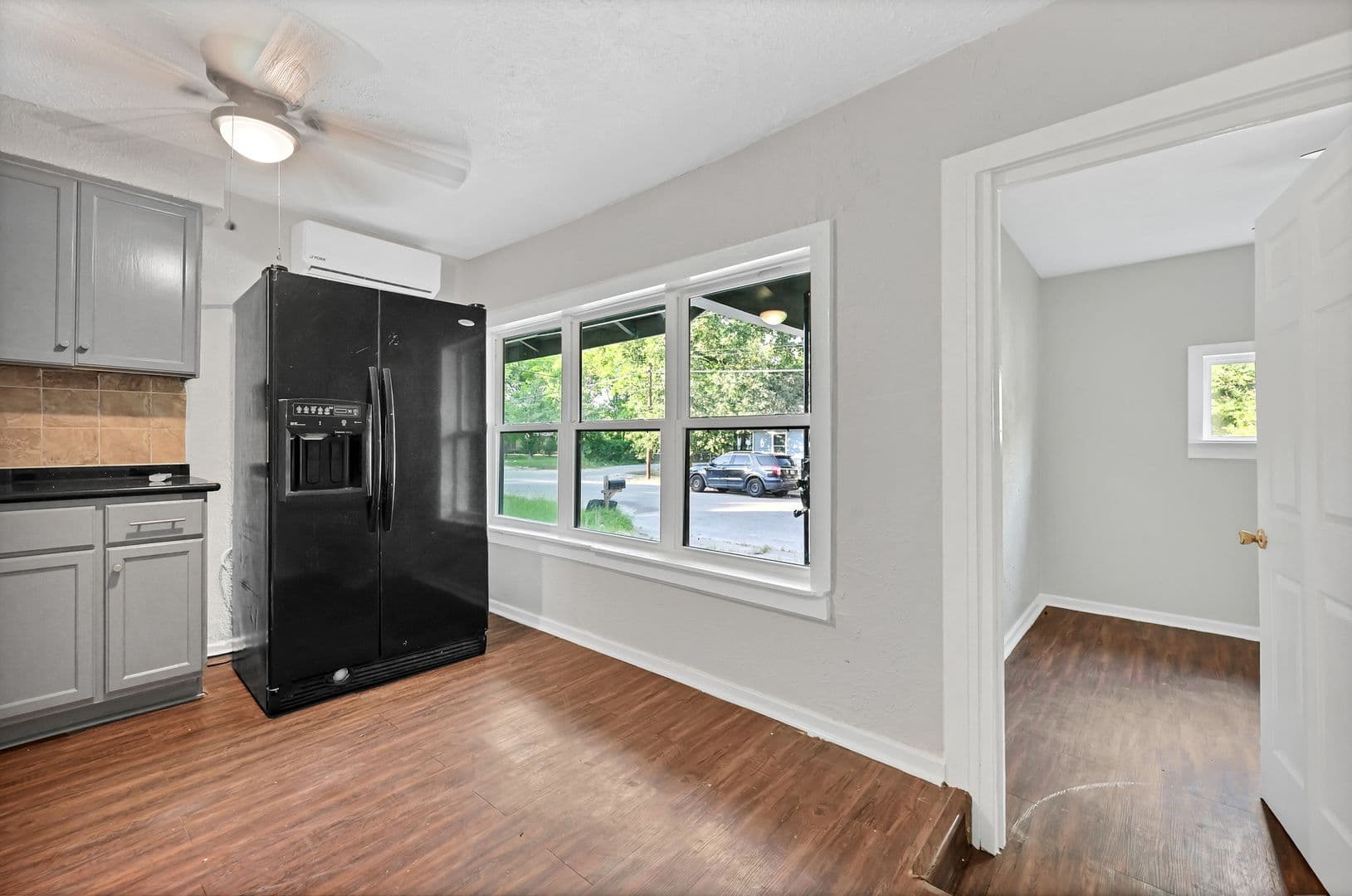 Conroe House: 601 Booker Washington St