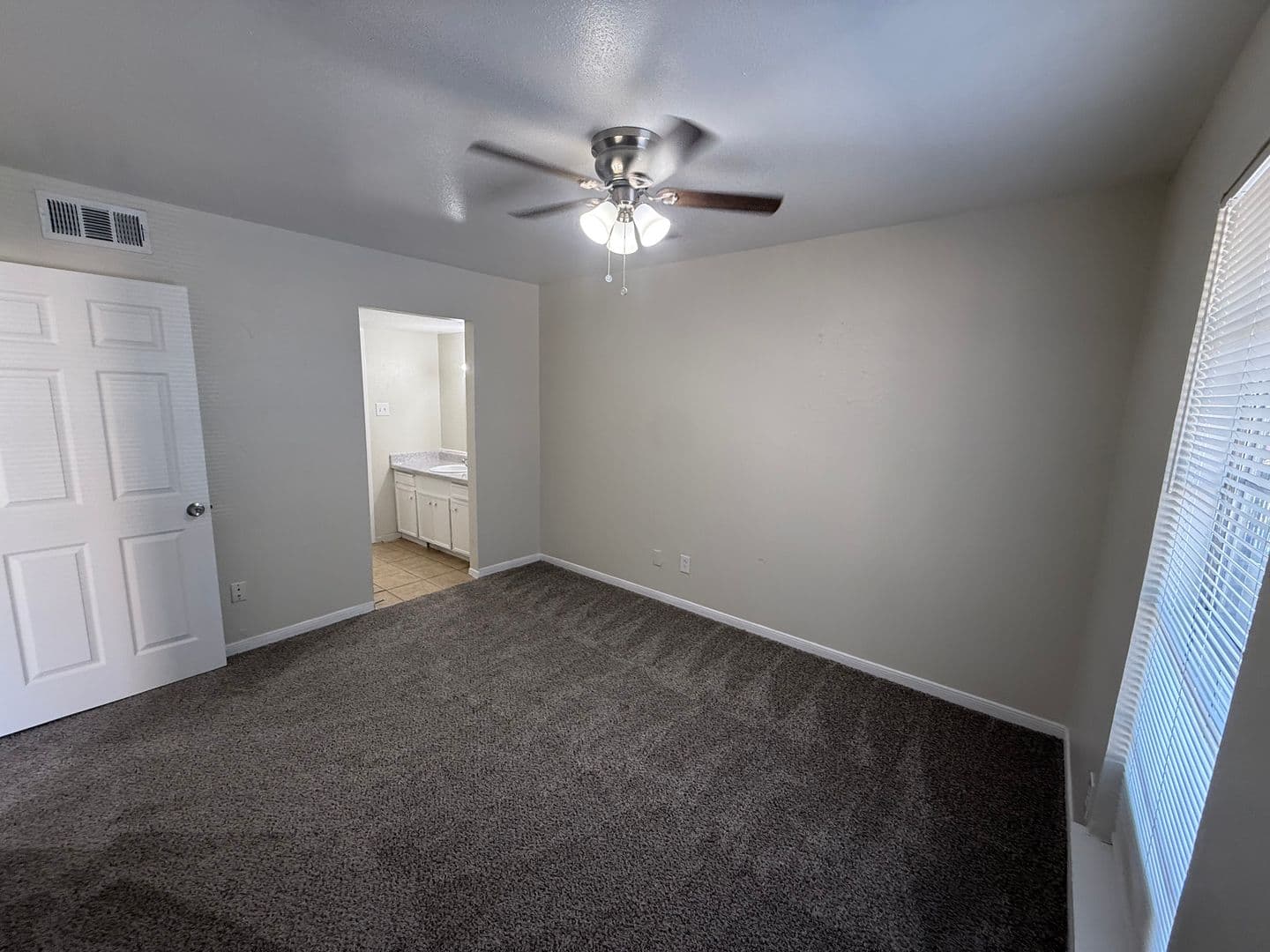 Houston Apartment: 7301 Jensen - 10