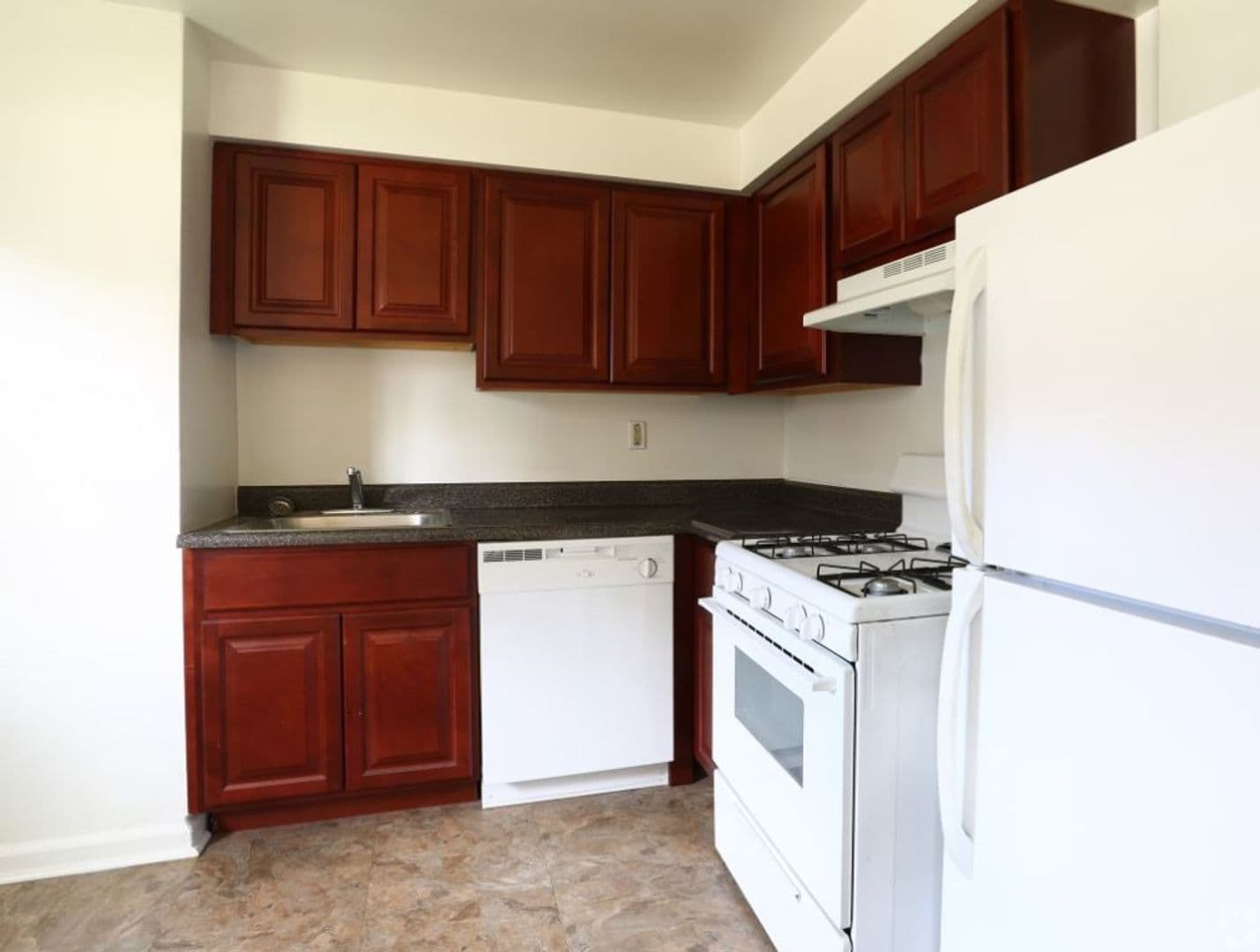 Upper Darby Apartment: 87-89 South State Road