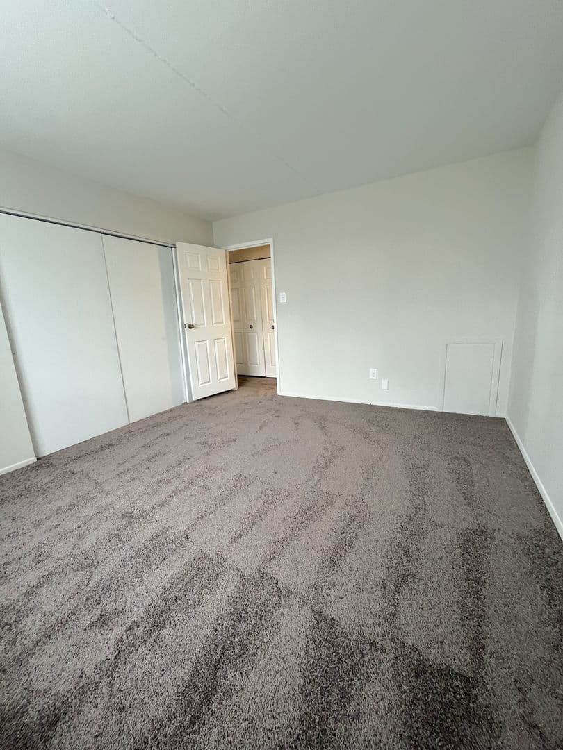 Drexel Hill Apartment: 100 Shadeland Avenue