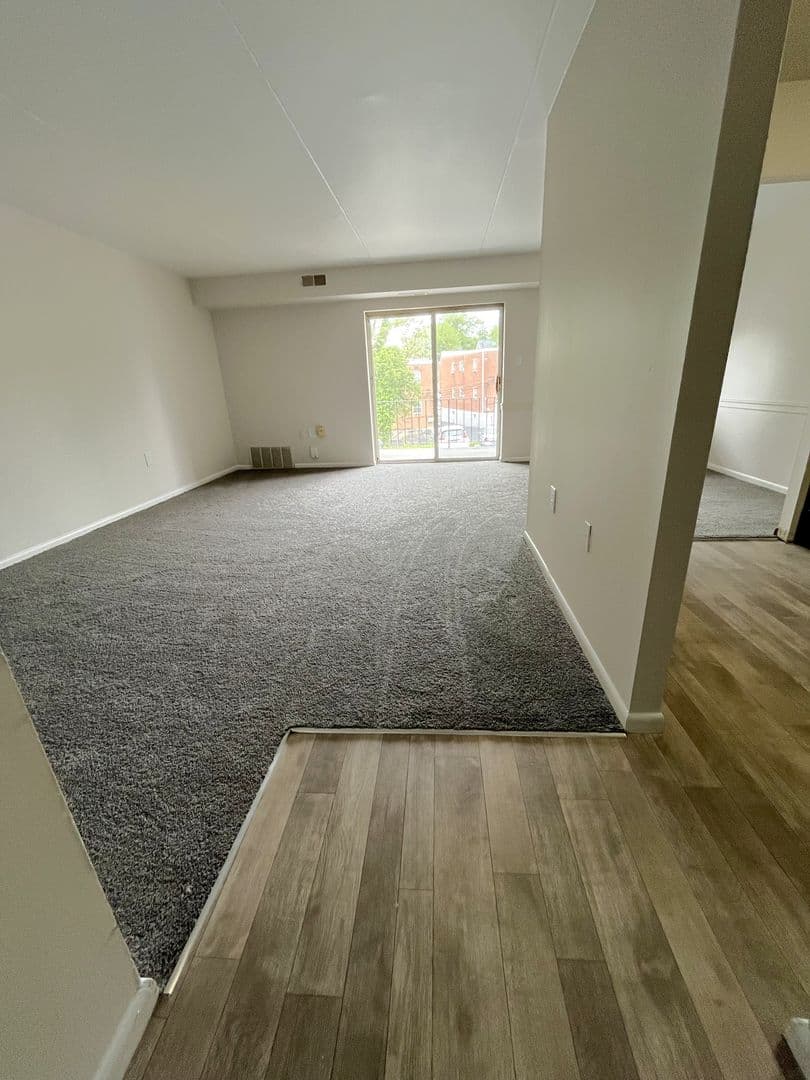 Drexel Hill Apartment: 110 Shadeland Avenue