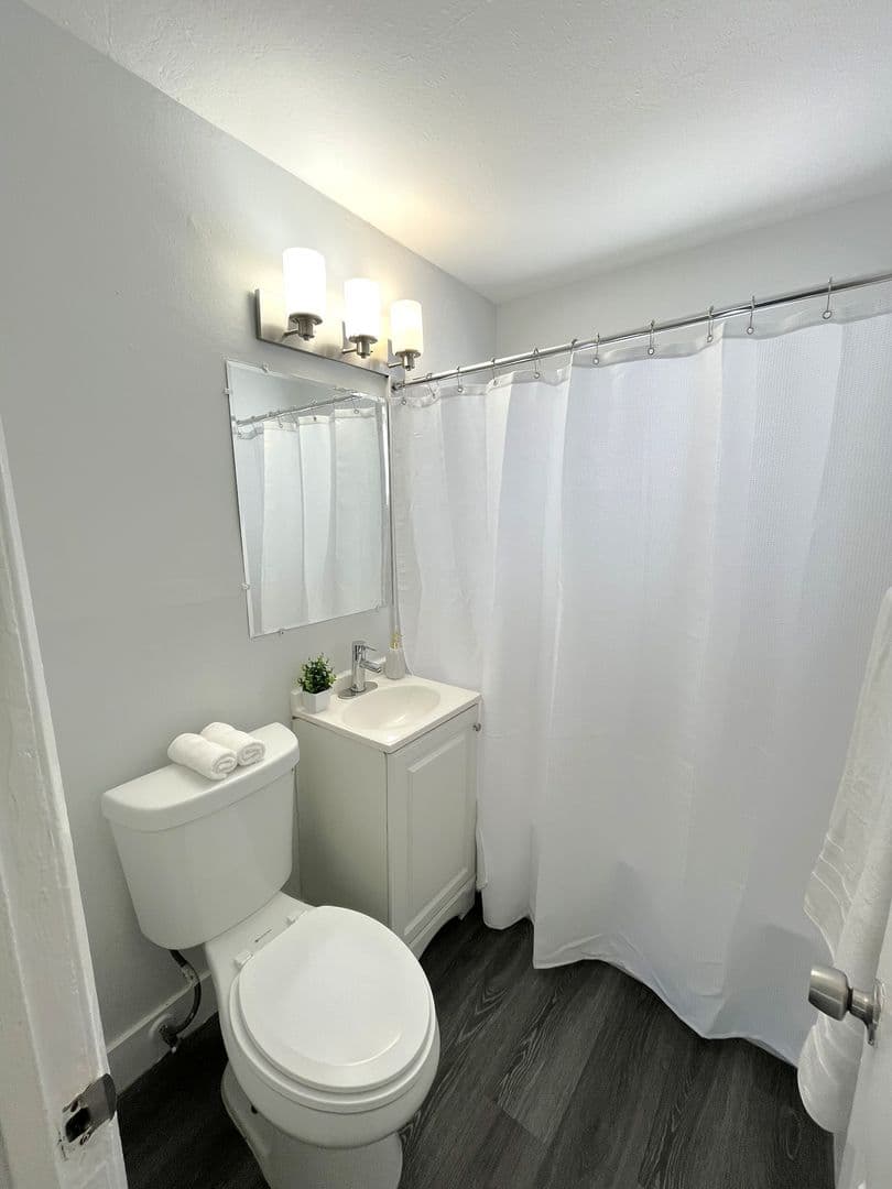 Pompano Beach Apartment: 231 SW 15th Street