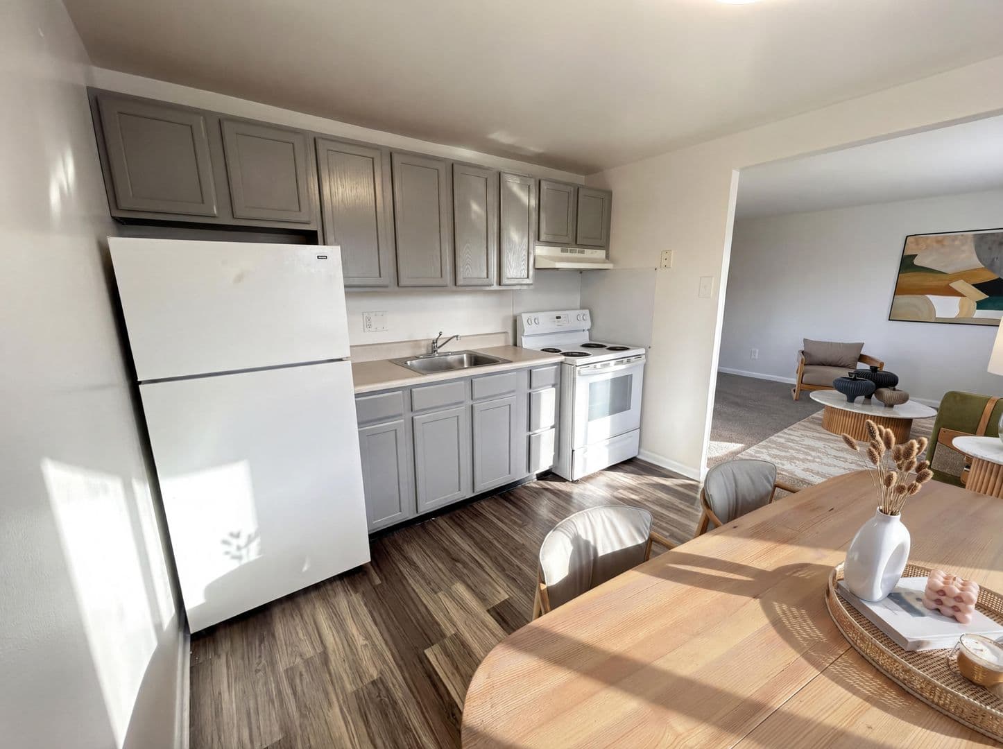 Clifton Heights Apartment: 18 N. Oak Avenue