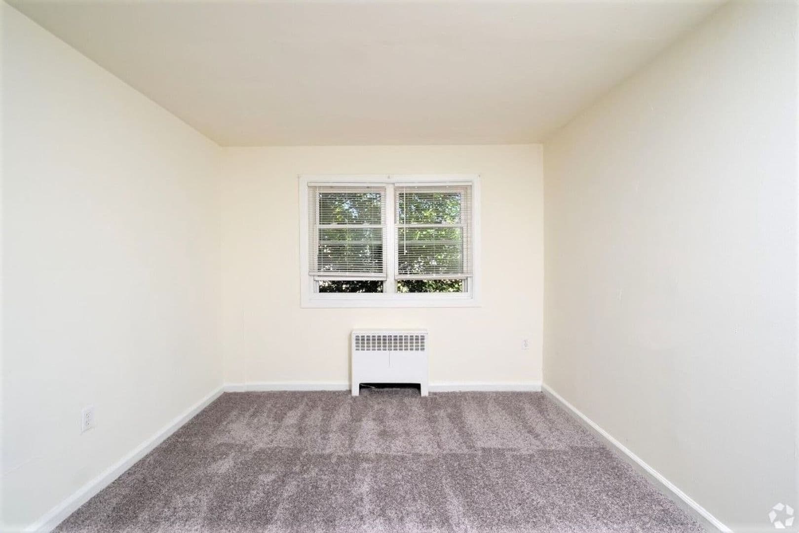Upper Darby Apartment: 87-89 South State Road