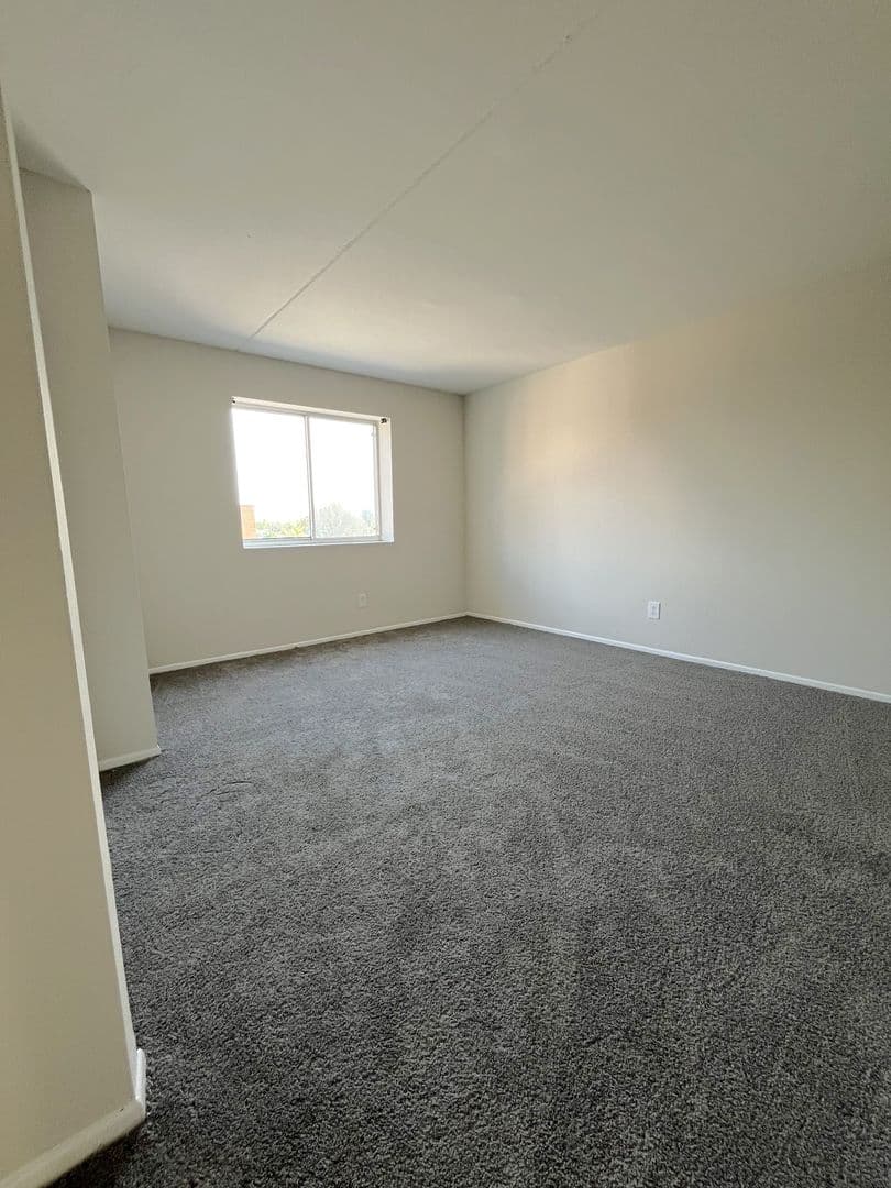 Drexel Hill Apartment: 100 Shadeland Avenue